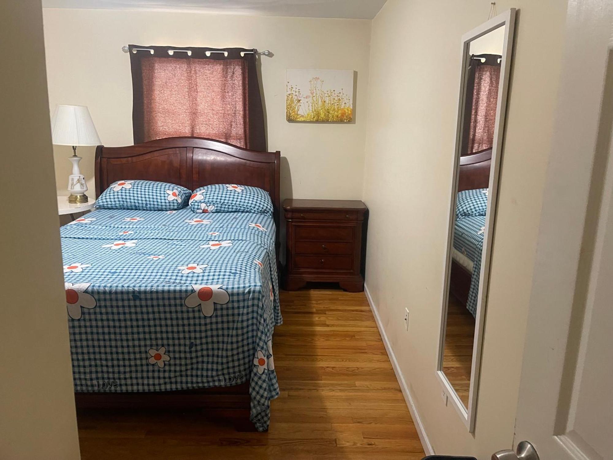 Appartamento Peculiar D At 62 1St Street Newark Esterno foto